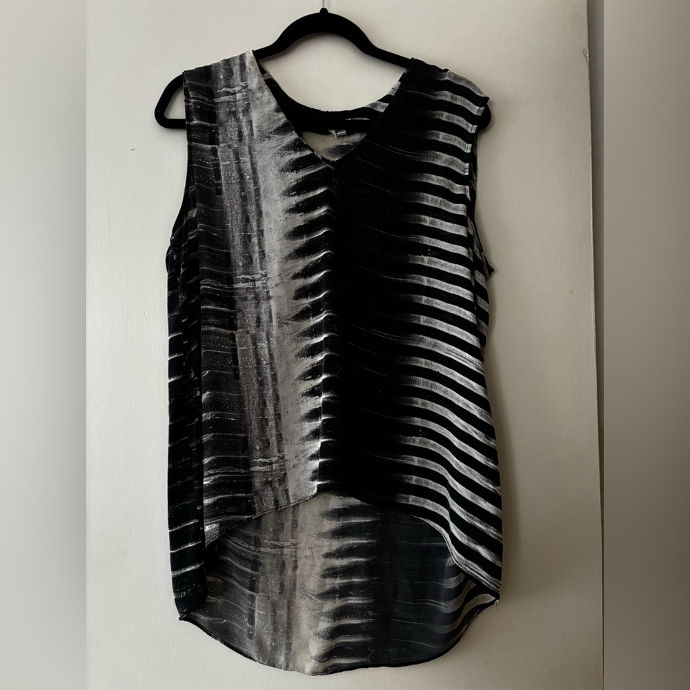 Helmut Lang Patterned Silk Sleeveles Tunic, L